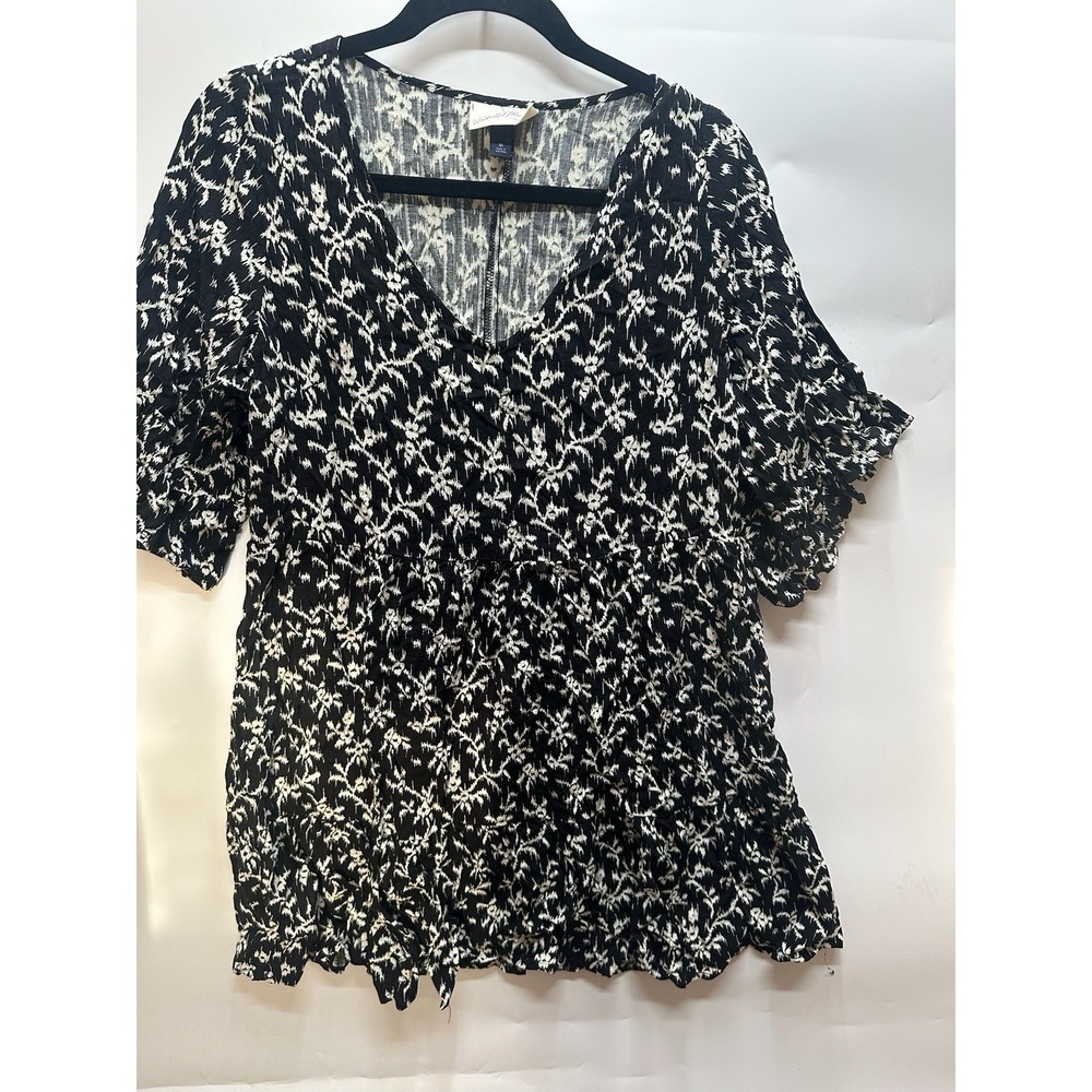 Universal Thread Womens Sz M‎ Babydoll Dress Above Knee Black White Floral